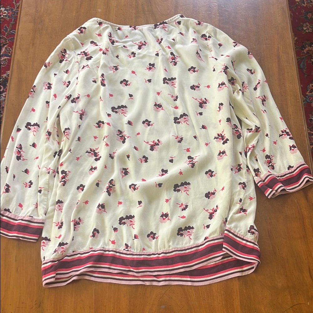 Joules Cream Floral Blouse - Picture 5 of 5